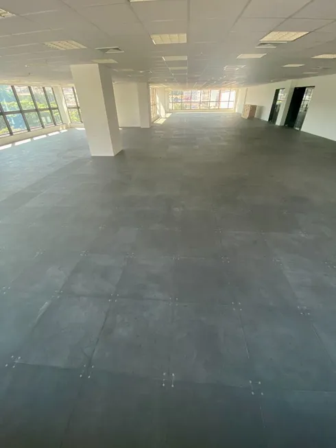 Foto 1 de Sala Comercial com 1 Quarto para alugar, 425m² em Cambuí, Campinas