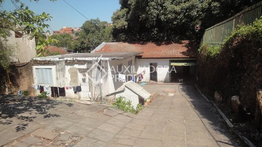 Foto 1 de Lote/Terreno à venda, 363m² em Partenon, Porto Alegre