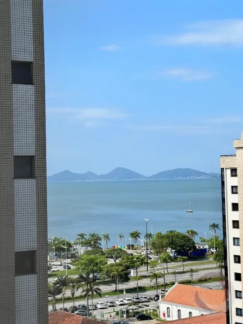 Foto 1 de Apartamento com 2 Quartos à venda, 89m² em Centro, Florianópolis