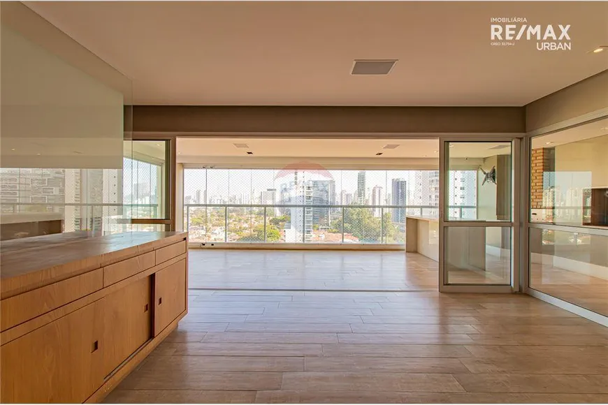 Foto 1 de Apartamento com 3 Quartos à venda, 258m² em Brooklin, São Paulo