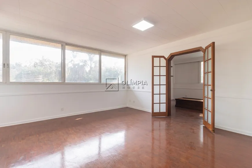 Foto 1 de Apartamento com 4 Quartos para alugar, 173m² em Jardim Paulista, São Paulo