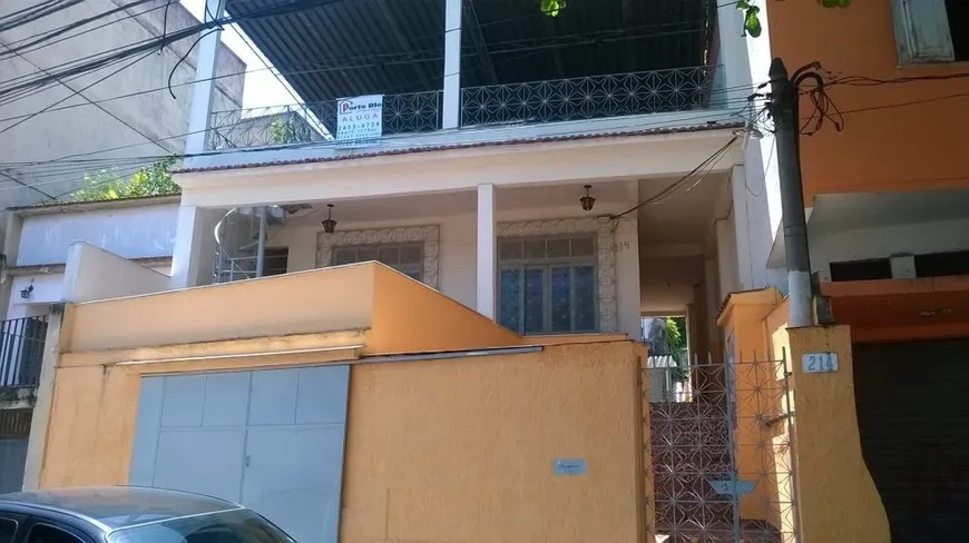 Foto 1 de Casa com 3 Quartos à venda, 200m² em Marechal Hermes, Rio de Janeiro