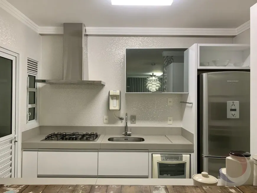 Foto 1 de Apartamento com 3 Quartos à venda, 89m² em Itacorubi, Florianópolis