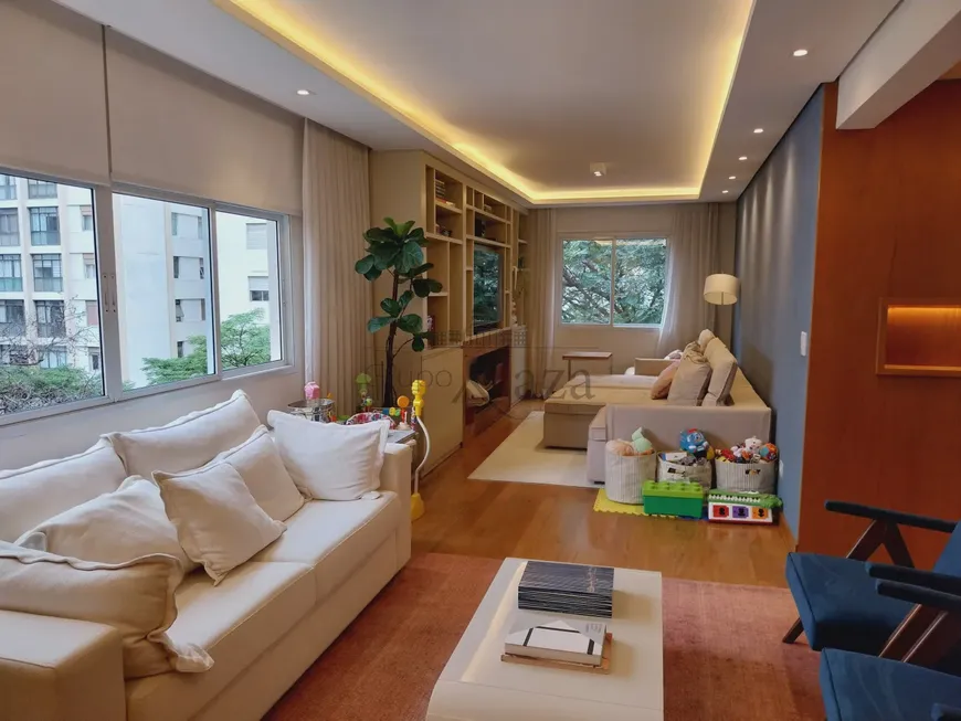 Foto 1 de Apartamento com 4 Quartos à venda, 148m² em Itaim Bibi, São Paulo
