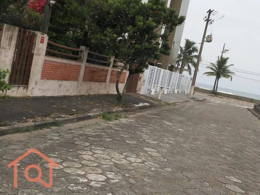 Foto 1 de Sobrado com 3 Quartos à venda, 340m² em Vila Atlântica, Mongaguá