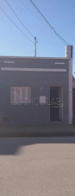 Foto 1 de Casa com 2 Quartos à venda, 72m² em Centro, Bagé