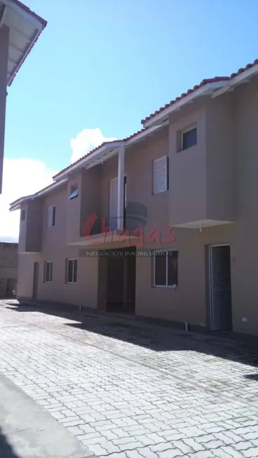 Foto 1 de Sobrado com 3 Quartos à venda, 114m² em Pontal de Santa Marina, Caraguatatuba