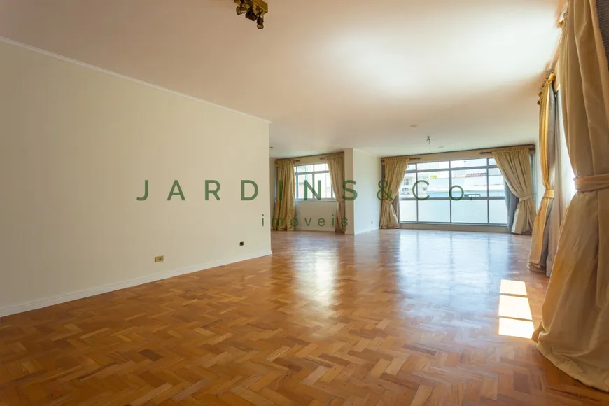 Foto 1 de Apartamento com 3 Quartos à venda, 204m² em Jardim Paulista, São Paulo