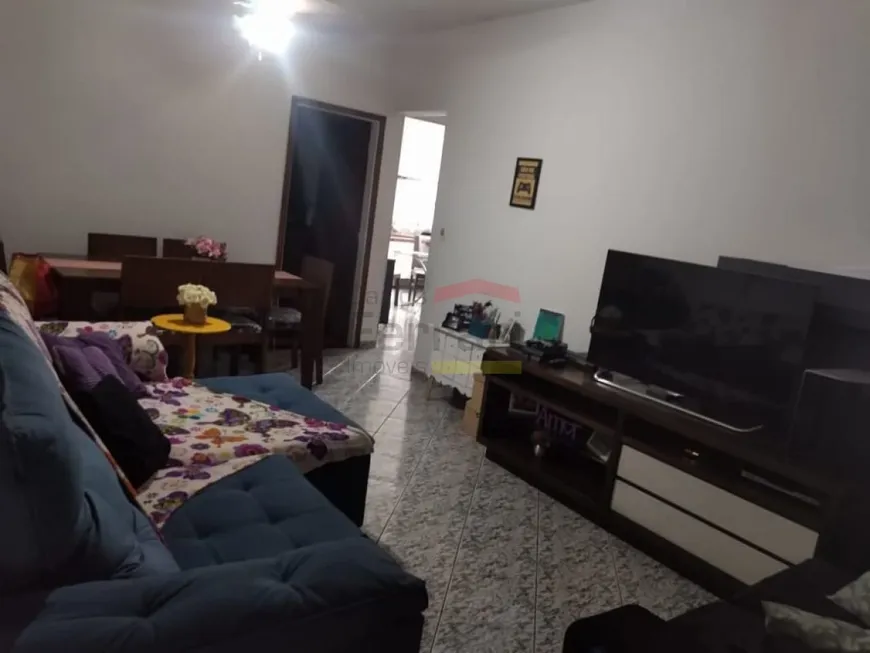 Foto 1 de Sobrado com 2 Quartos à venda, 150m² em Vila Carmosina, São Paulo