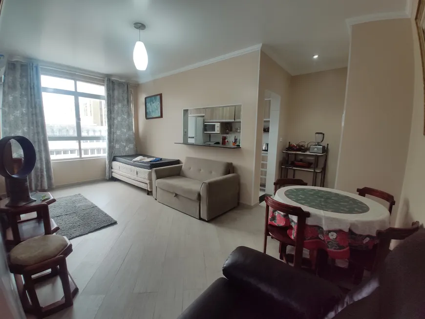 Foto 1 de Apartamento com 1 Quarto para alugar, 81m² em Gonzaga, Santos