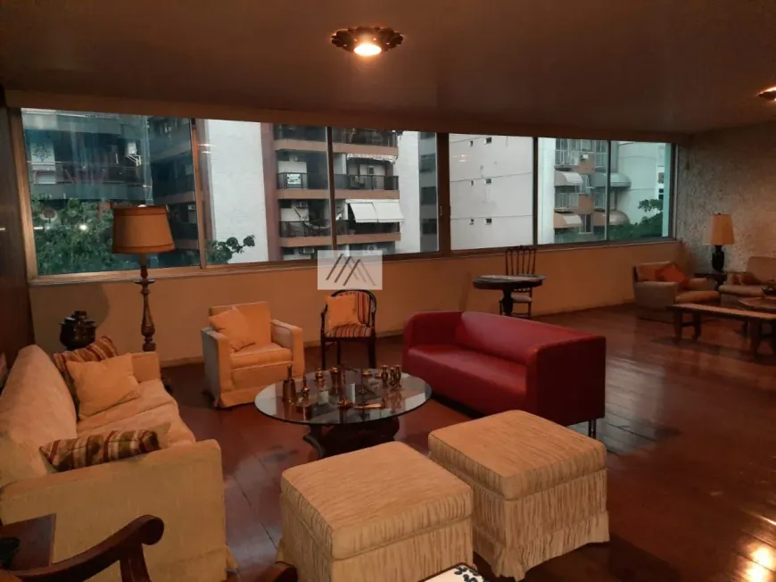 Foto 1 de Apartamento com 4 Quartos à venda, 250m² em Tijuca, Rio de Janeiro