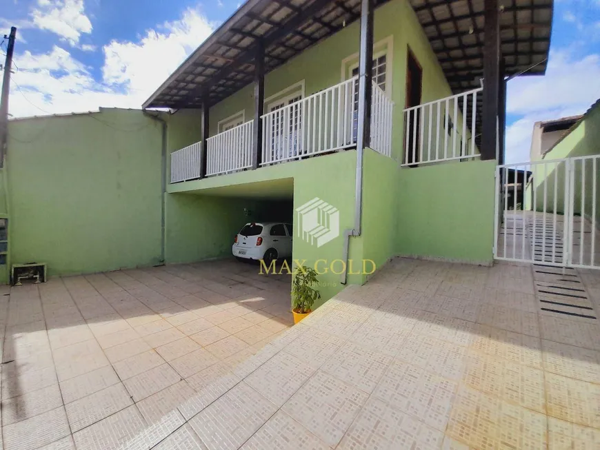 Foto 1 de Casa com 3 Quartos à venda, 230m² em Morada dos Nobres, Taubaté