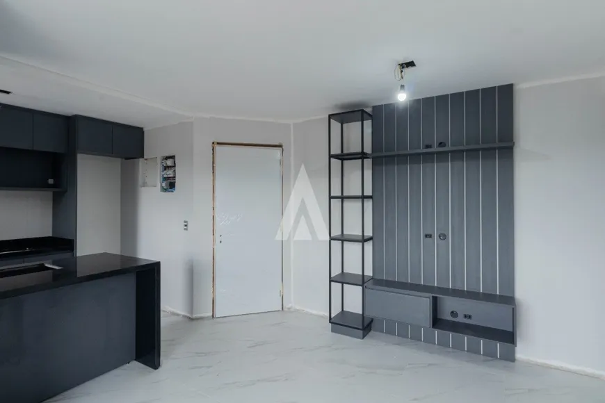 Foto 1 de Apartamento com 2 Quartos à venda, 66m² em Floresta, Joinville