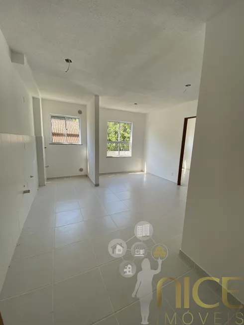 Foto 1 de Apartamento com 2 Quartos à venda, 39m² em Espinheiros, Itajaí