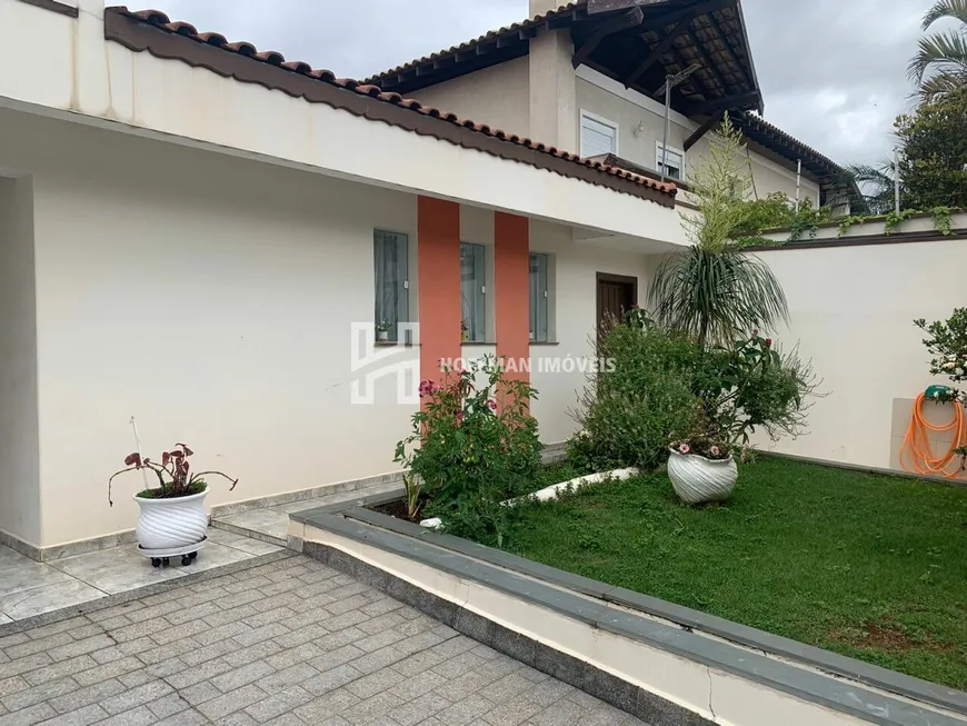 Foto 1 de Casa com 4 Quartos à venda, 264m² em Jardim São Caetano, São Caetano do Sul