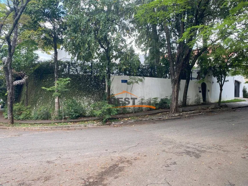 Foto 1 de Sobrado com 4 Quartos à venda, 600m² em Alto de Pinheiros, São Paulo