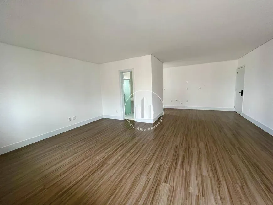 Foto 1 de Apartamento com 1 Quarto à venda, 32m² em Kobrasol, São José