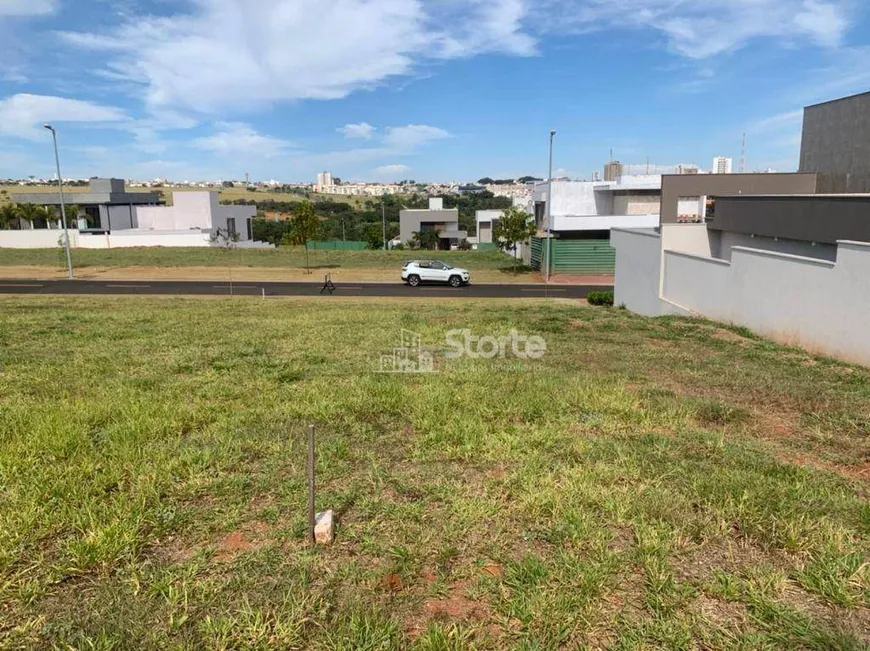 Foto 1 de Lote/Terreno à venda, 472m² em Granja Marileusa , Uberlândia