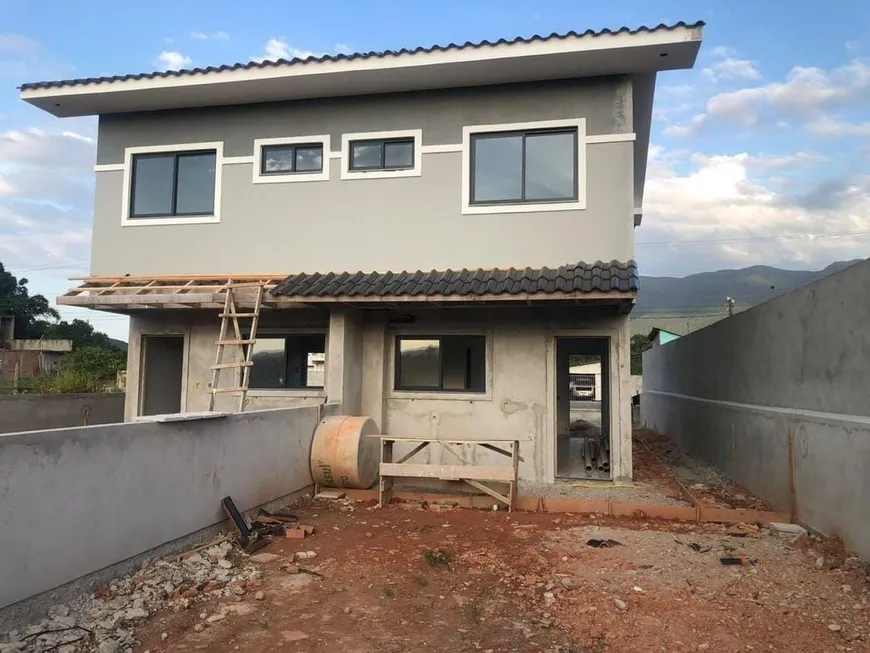 Foto 1 de Sobrado com 2 Quartos à venda, 80m² em Braco Sao Joao, Santo Amaro da Imperatriz