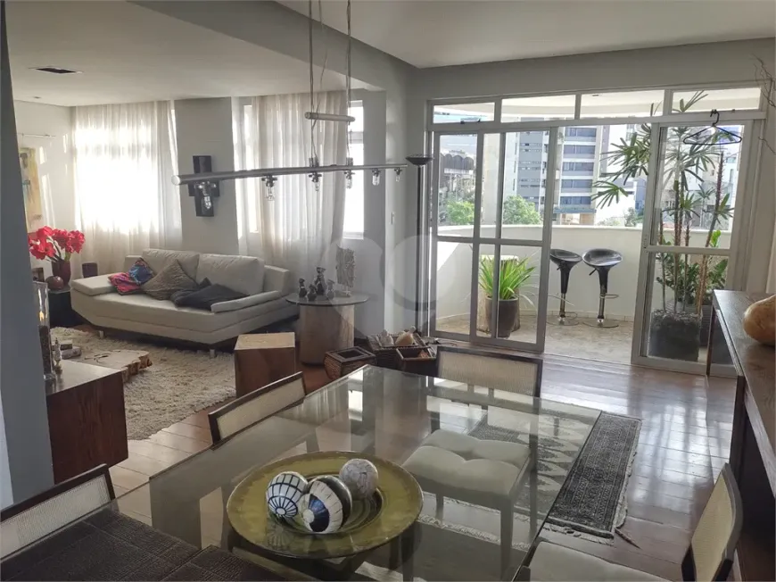 Foto 1 de Apartamento com 3 Quartos à venda, 130m² em Gutierrez, Belo Horizonte