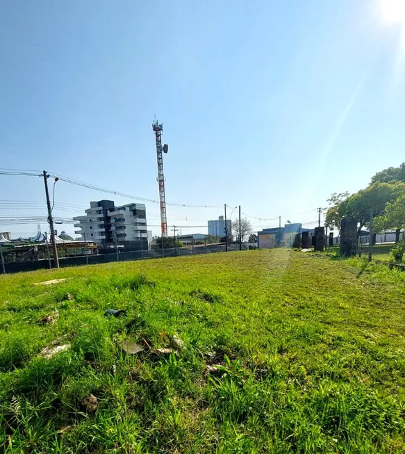 Foto 1 de Lote/Terreno para alugar em Cinquentenário, Caxias do Sul