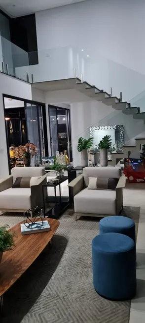 Foto 1 de Casa de Condomínio com 4 Quartos à venda, 368m² em Residencial Lago Sul, Bauru