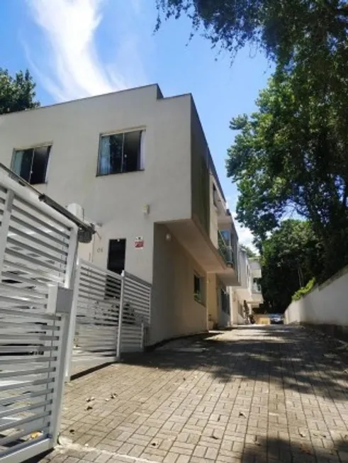 Foto 1 de Casa de Condomínio com 4 Quartos à venda, 180m² em São Francisco, Niterói