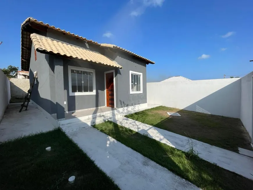 Foto 1 de Casa com 2 Quartos à venda, 80m² em Centro, Araruama