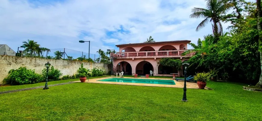 Foto 1 de Casa com 5 Quartos à venda, 500m² em Balneário Praia do Pernambuco, Guarujá