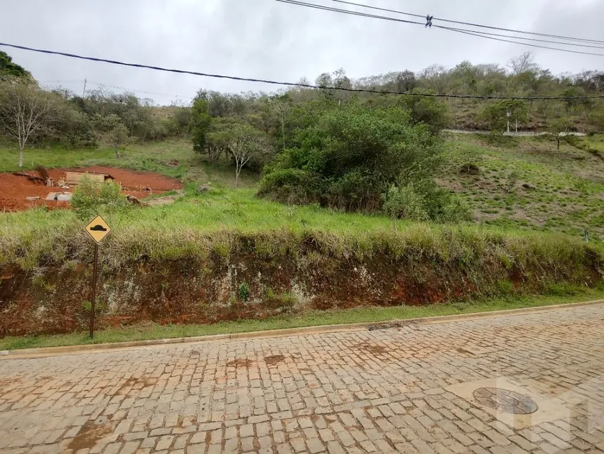 Foto 1 de Lote/Terreno à venda, 1771m² em Correas, Petrópolis