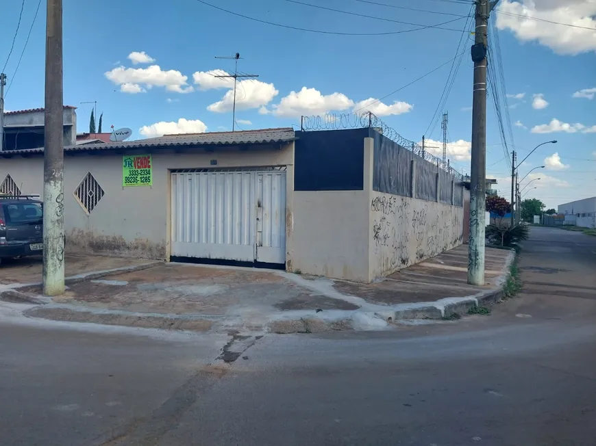 Foto 1 de Casa com 2 Quartos à venda, 150m² em Recanto das Emas, Brasília