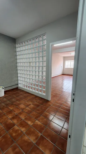 Foto 1 de Sala Comercial para alugar, 120m² em Centro, São Roque