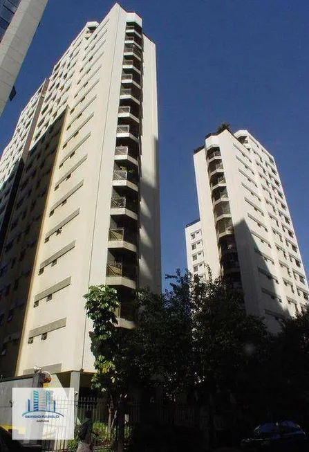 Foto 1 de Apartamento com 4 Quartos à venda, 150m² em Moema, São Paulo