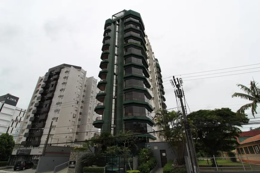 Foto 1 de Apartamento com 3 Quartos à venda, 140m² em América, Joinville