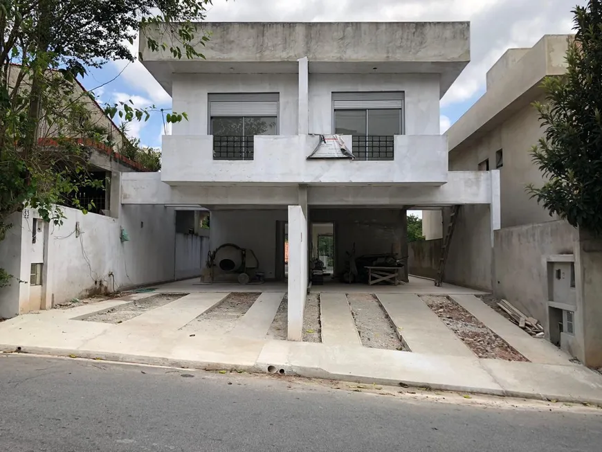 Foto 1 de Casa de Condomínio com 3 Quartos para venda ou aluguel, 170m² em Granja Viana, Cotia