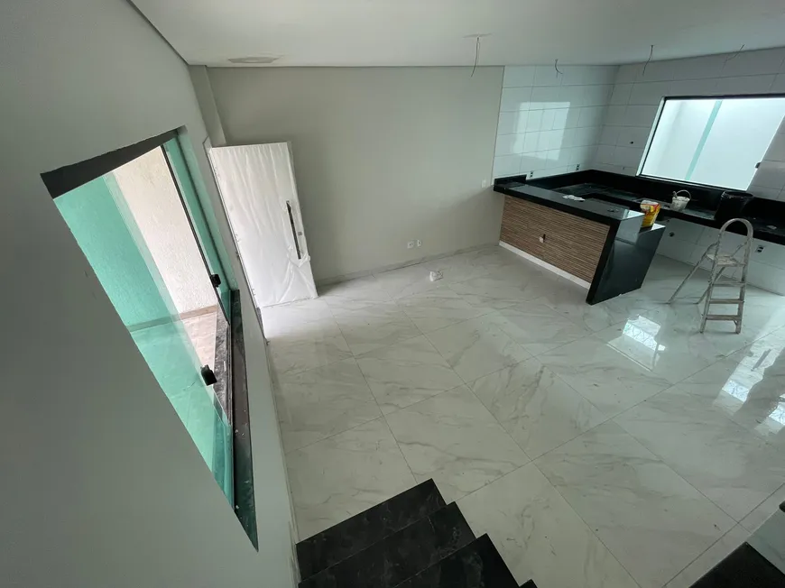 Foto 1 de Casa com 3 Quartos à venda, 130m² em Copacabana, Belo Horizonte