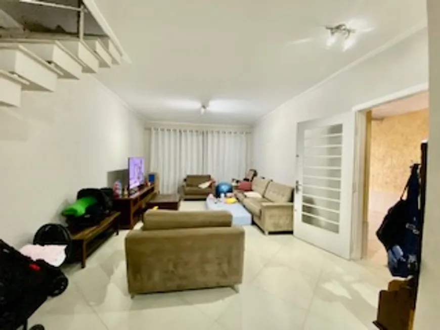 Foto 1 de Casa com 3 Quartos à venda, 226m² em Embaré, Santos