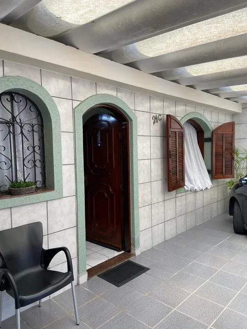 Foto 1 de Casa com 3 Quartos à venda, 142m² em Vila Scarpelli, Santo André