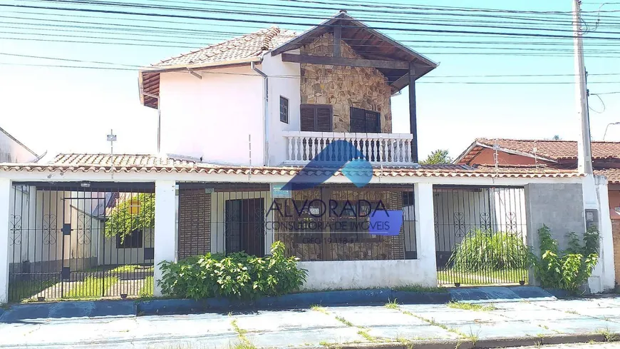 Foto 1 de Sobrado com 3 Quartos para venda ou aluguel, 142m² em Indaiá, Caraguatatuba