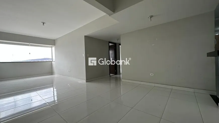 Foto 1 de Apartamento com 3 Quartos à venda, 93m² em Funcionários, Montes Claros