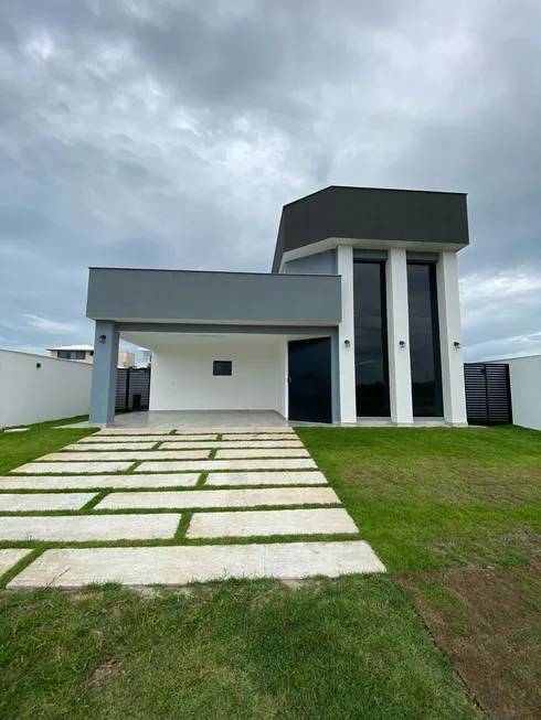 Foto 1 de Casa de Condomínio com 4 Quartos à venda, 210m² em Operário, Rio das Ostras