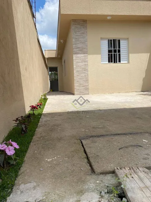 Foto 1 de Casa com 3 Quartos à venda, 70m² em Parque Maria Helena, Suzano