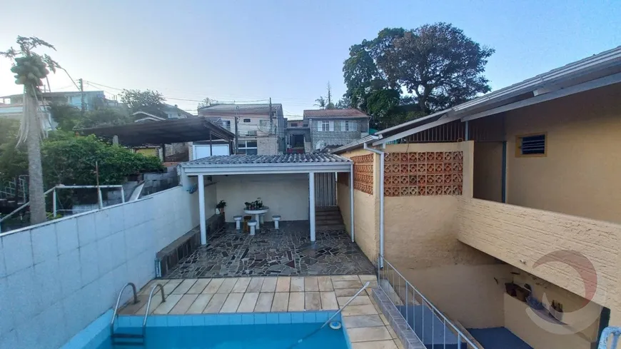 Foto 1 de Casa com 3 Quartos à venda, 238m² em Ipiranga, São José