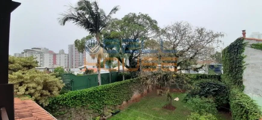 Foto 1 de Sobrado com 3 Quartos à venda, 240m² em Jardim Bela Vista, Santo André