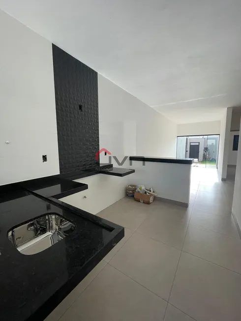 Foto 1 de Casa com 3 Quartos à venda, 95m² em Vida Nova, Uberlândia