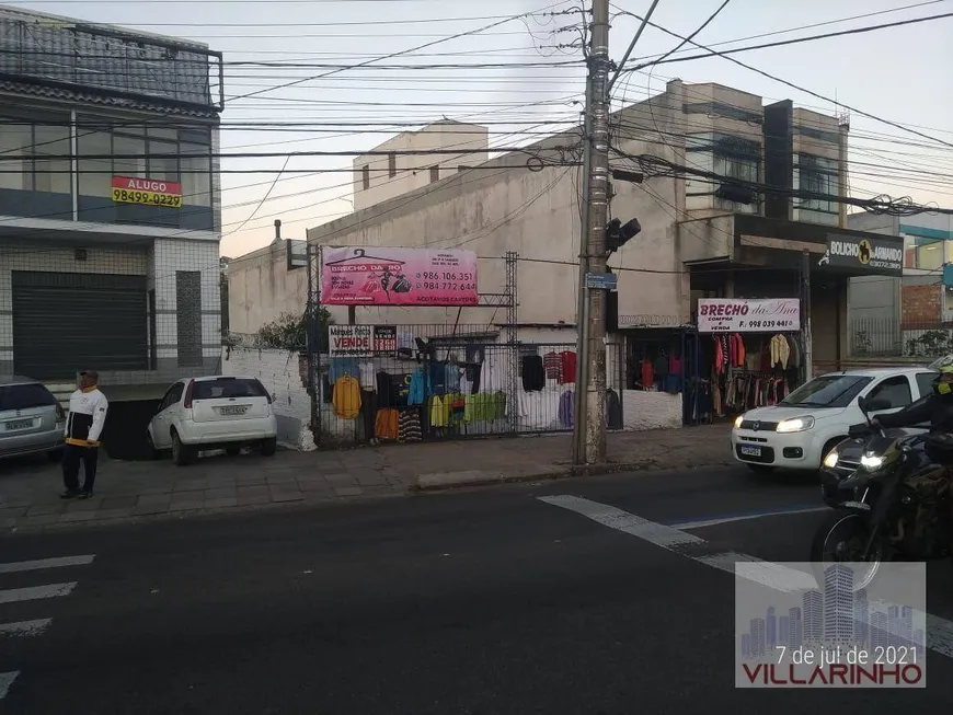 Foto 1 de Lote/Terreno à venda, 695m² em Cavalhada, Porto Alegre