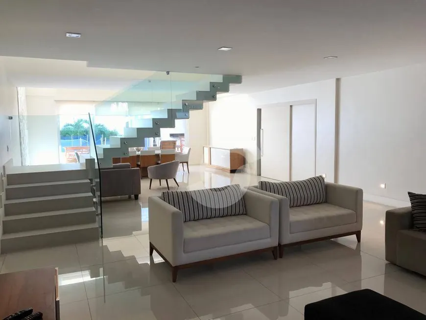 Foto 1 de Casa com 4 Quartos à venda, 370m² em São Francisco, Niterói