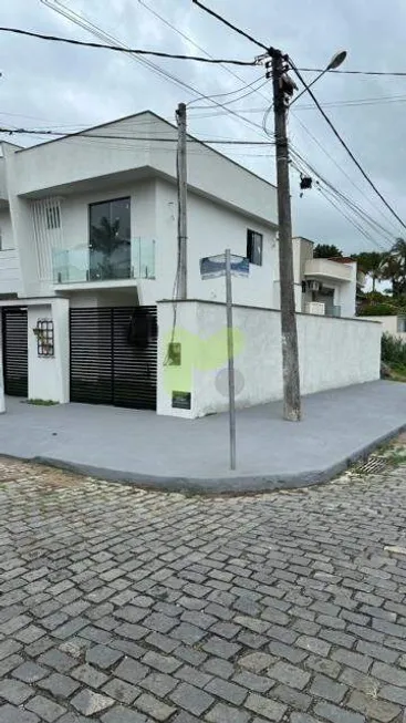 Foto 1 de Casa com 2 Quartos à venda, 81m² em Centro, Casimiro de Abreu