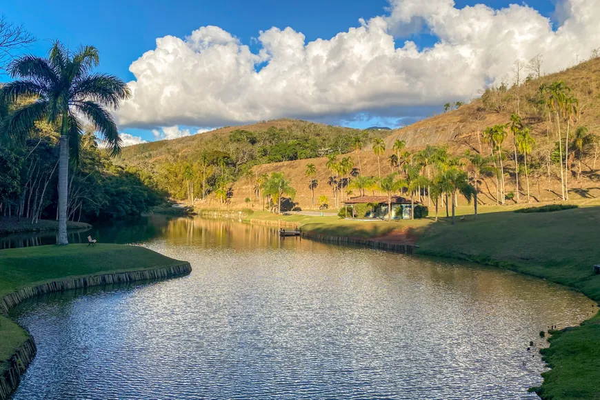 Foto 1 de Lote/Terreno à venda, 7233m² em Pedro do Rio, Petrópolis