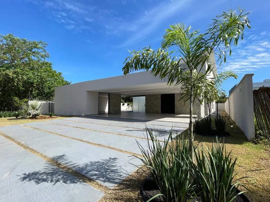 Foto 1 de Casa de Condomínio com 4 Quartos à venda, 517m² em Tarumã, Manaus